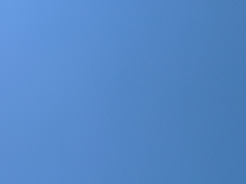 File:Sky is blu.jpg