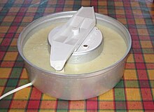 Ice cream maker - Wikipedia