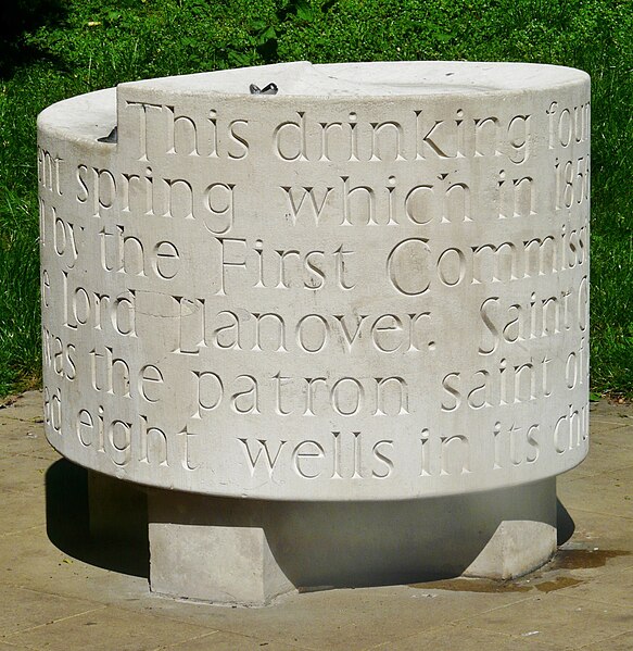 File:St Govor's Well, Kensington Gardens.JPG