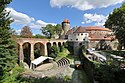 Stadtschlaining - Burg mit Burggraben.JPG