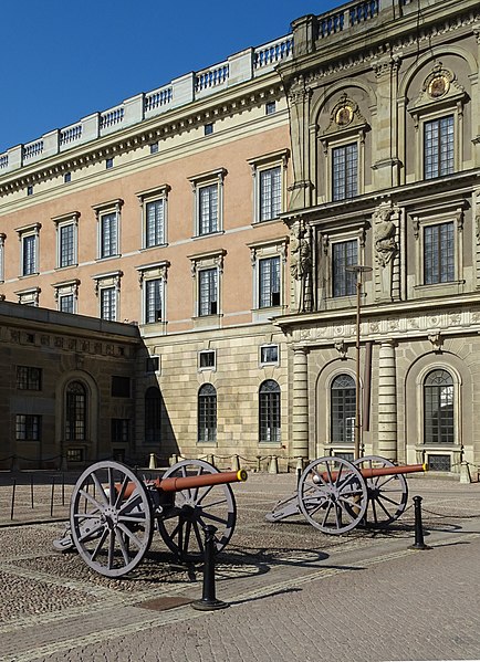 File:Stockholm Palace 14.jpg