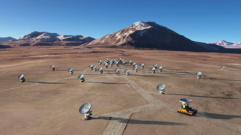 File:The future ALMA array on Chajnantor.jpg