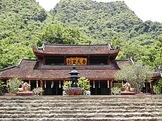 Thiên Trù Pagoda.jpg
