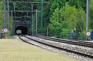 Le tunnel ferroviaire de la ligne 43 (ligne de l'Ourthe) à Sy (province de Liège). (définition réelle 4 189 × 2 782)