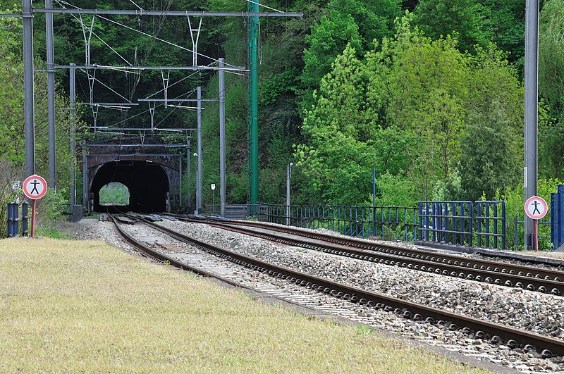 File:Tunnel sy.jpg