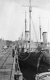 United States Christabel in port USS Christabel 1917 at dock.jpg