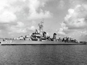 USS Daly w lipcu 1952 roku na rzece Cooper