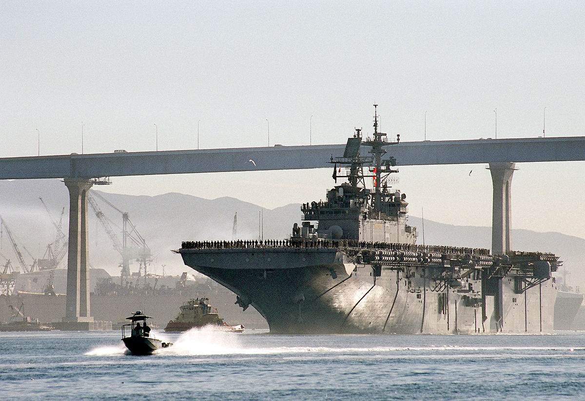 File:US Navy 030117-N-3211R-001 The amphibious assault ship passes under  the Coronado bridge as she makes her way out of the San Diego Bay.jpg -  Wikimedia Commons