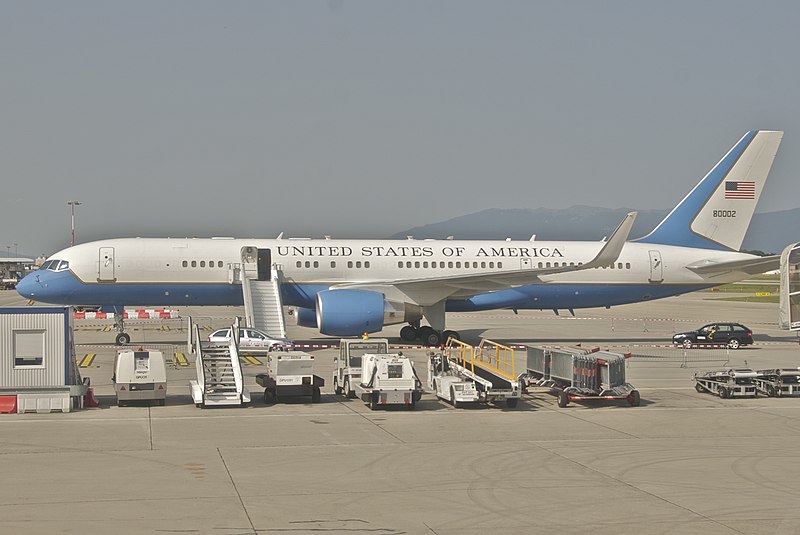 File:United States of America Boeing C-32A (Boeing 757-2G4); 98-0002@GVA;30.06.2012 658be (7488377488).jpg