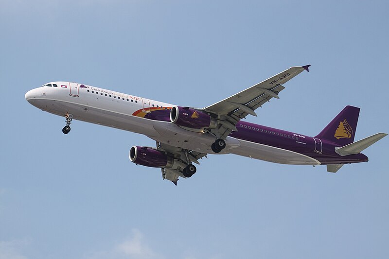 File:VN-A351 Airbus A321 Cambodia Angkor Air (7349077268).jpg