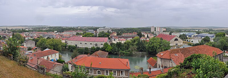 File:Verdun Panorama R01.jpg