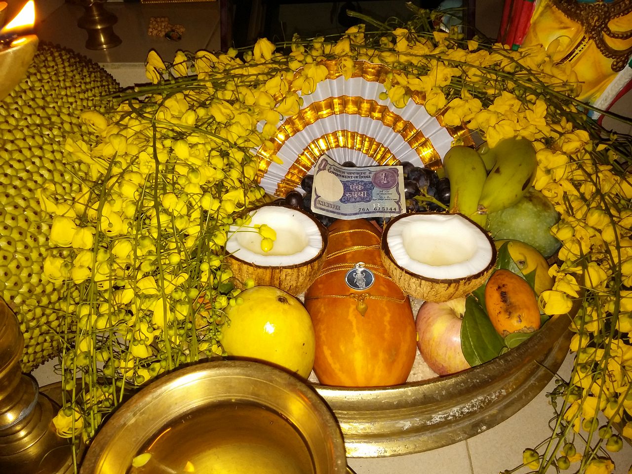 File:Vishu Kani foods.jpg - Wikimedia Commons