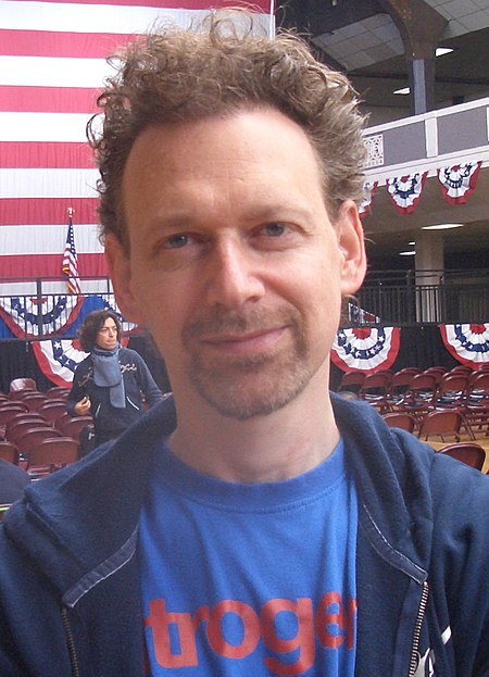 Wayne Kramer (Director) at Naturalization ceremony (cropped).jpg