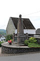 Deutsch: Weltersburg, Westerwaldkreis: Kriegerdenkmal Burgstraße This is a photograph of a cultural monument. It is on the list of cultural monuments of Weltersburg.