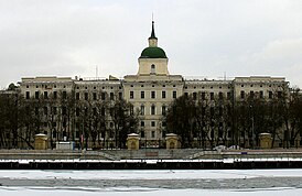 Wiki Orphelinat de Moscou, Moskvoretskaya Embankment.jpg