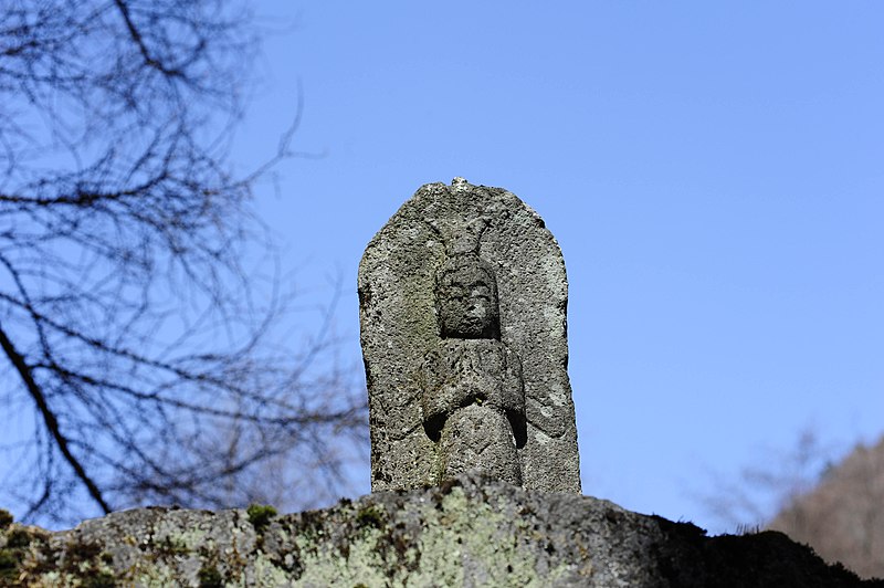 File:石仏1 - panoramio.jpg