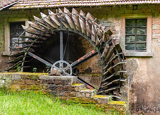 Decaying water wheel of the former Leidner’s sawmill