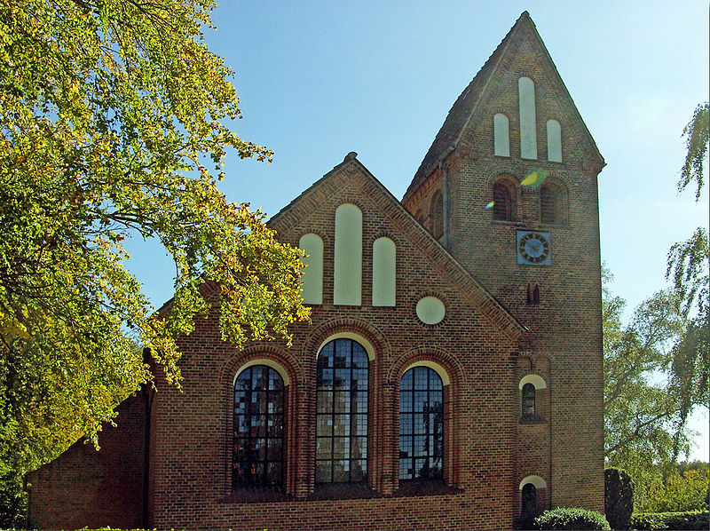 Fil:09-09-19-j4-Høsterkøb kirke (Rudersdal).JPG