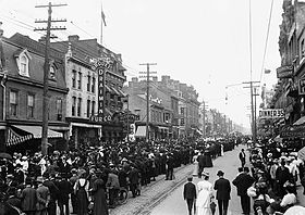 Défilé de la Fête du Travail, à Toronto, vers 1900.