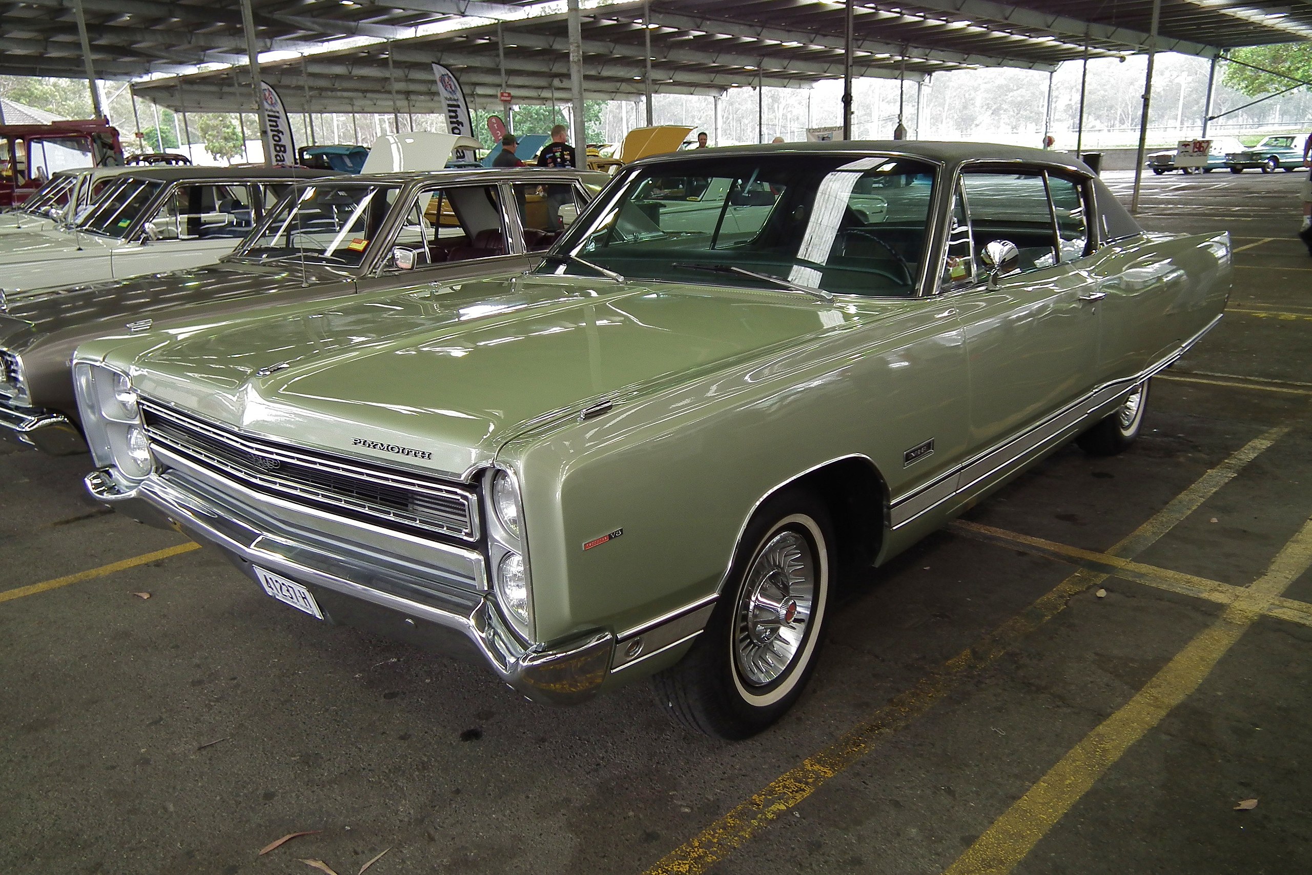 File:1968 Plymouth VIP hardtop (6335467413).jpg - Wikimedia Commons