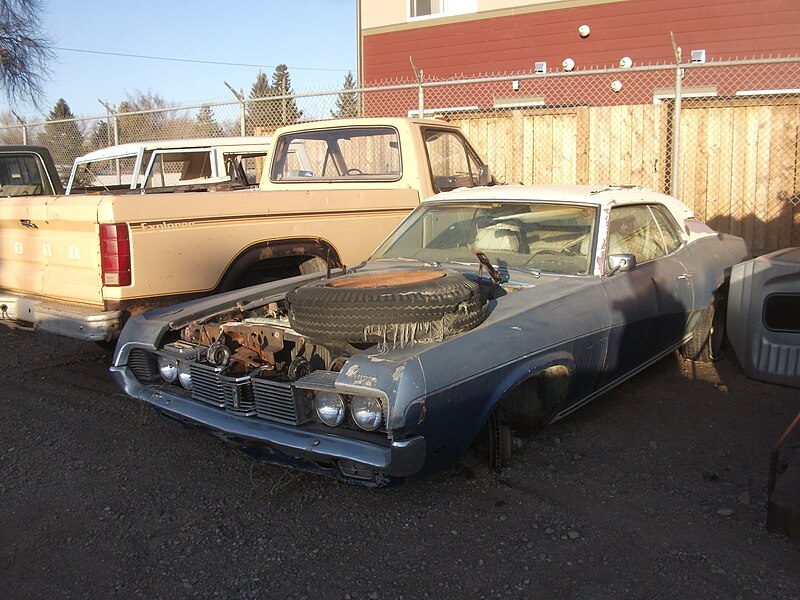 File:1969 Mercury Cougar (6973430813).jpg