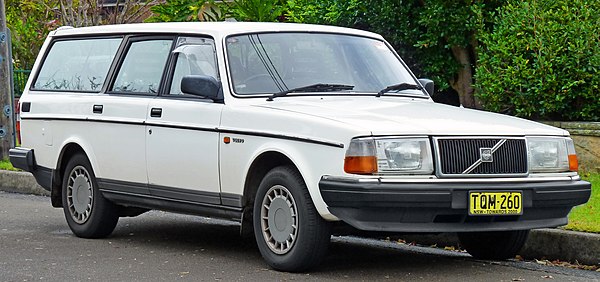 1989 Volvo 240 DL (Australia)
