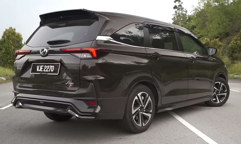 File:2022 Perodua Alza AV GearUp (Malaysia) rear view.png