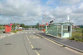 Bus stop and shelter for Arriva route 16 AVParkway BusStop.JPG