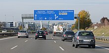 Anschlussstelle Flughafen an der Bundesautobahn 8