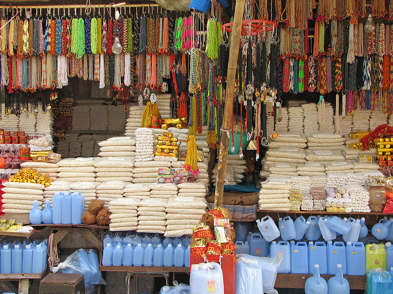 File:A shop catering to pilgrims at Haridwar.jpg