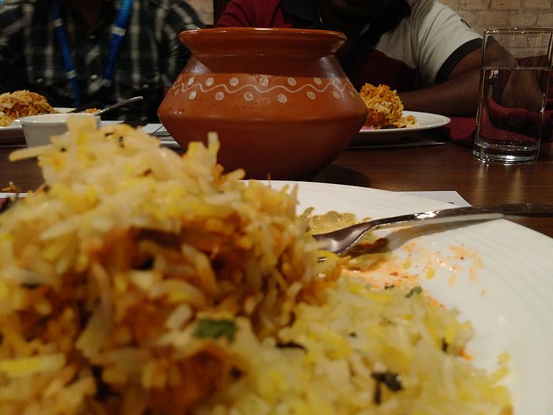 File:A traditional Murg Dhum Biriyani prepared in pot.jpg