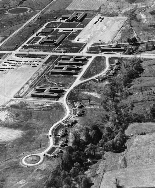 File:Aerial of Staffhouse Row and Dormatories at West Virginia Ordnance Works.jpg