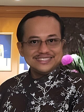 <span class="mw-page-title-main">Ahmad Samsuri Mokhtar</span> Malaysian politician