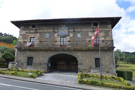 Arrankudiaga, casa consistorial.JPG