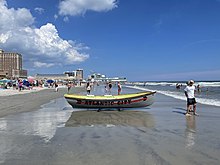 Beach in Atlantic City Atlantic City beach looking north at Chelsea Avenue.jpeg