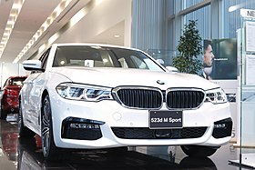 BMW 523d (G30) by Japan specification.jpg