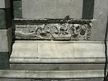Representation of grape harvest and "oneraria ship" on a Roman relief reused in the Baptistery Battistero di firenze, naumachia.JPG