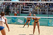 Deutsch: Beachvolleyball bei den Olympischen Jugendspielen 2018; Tag 11, 17. Oktober 2018; Jungen, Spiel um Platz 3 – USA (Devon Newberry/Lindsey Sparks)-Norwegen (Emilie Olimstad/Frida Berntsen) 1:2 (21–1/13–21/9–15) English: Beach volleyball at the 2018 Summer Youth Olympics at 17 October 2018 – Bronze Medal Match – USA (Devon Newberry/Lindsey Sparks)-Norway (Emilie Olimstad/Frida Berntsen) 1:2 (21–1/13–21/9–15)