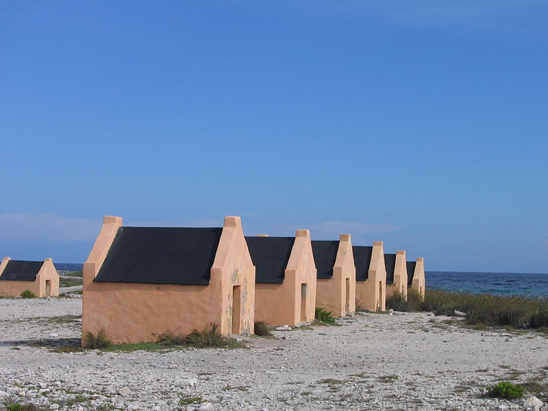 File:Bonaire Red Slave Huts.jpg