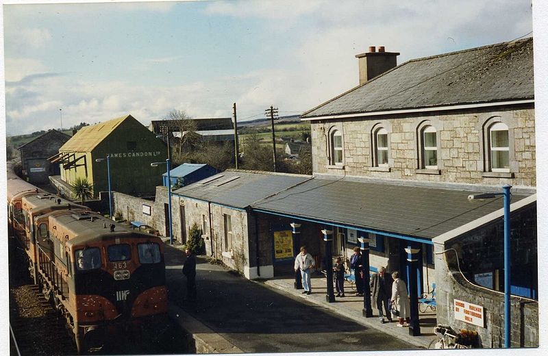 File:Boyle railway station, march 1991.jpg