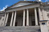 The portico of Lutyens' 1916 sede de la British School en Roma