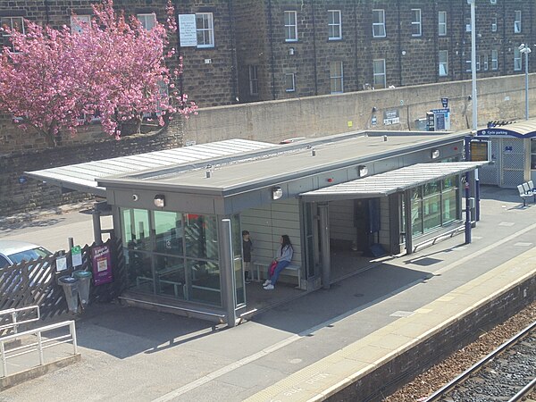 A small building was added on the Leeds bound platform in the 2010s facilitating access from East Parade