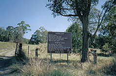 Bilingual sign at the entrance to Bundjalung National Park (English and Bundjalung)