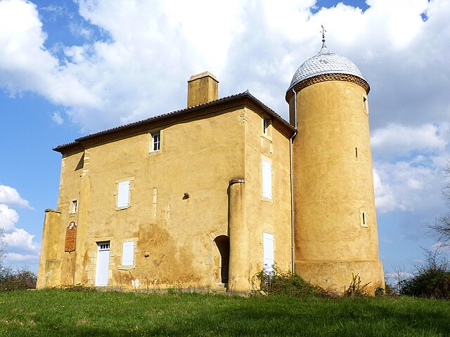 File:Château de Boucosse (2).jpg