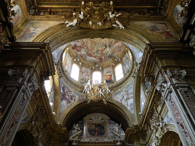 Coupole et fresques de l'église San Gregorio Armeno à Naples. Photo de E. della Morte