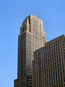 [Image: 250px-Cincinnati-carew-tower.jpg]