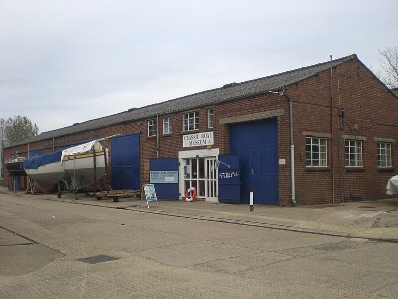 File:Classic Boat Museum.JPG