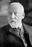 ヴィルヘルム・ディルタイ(1833年-1911年)は、『精神現象学』の「精神」を具体的に述べた。
