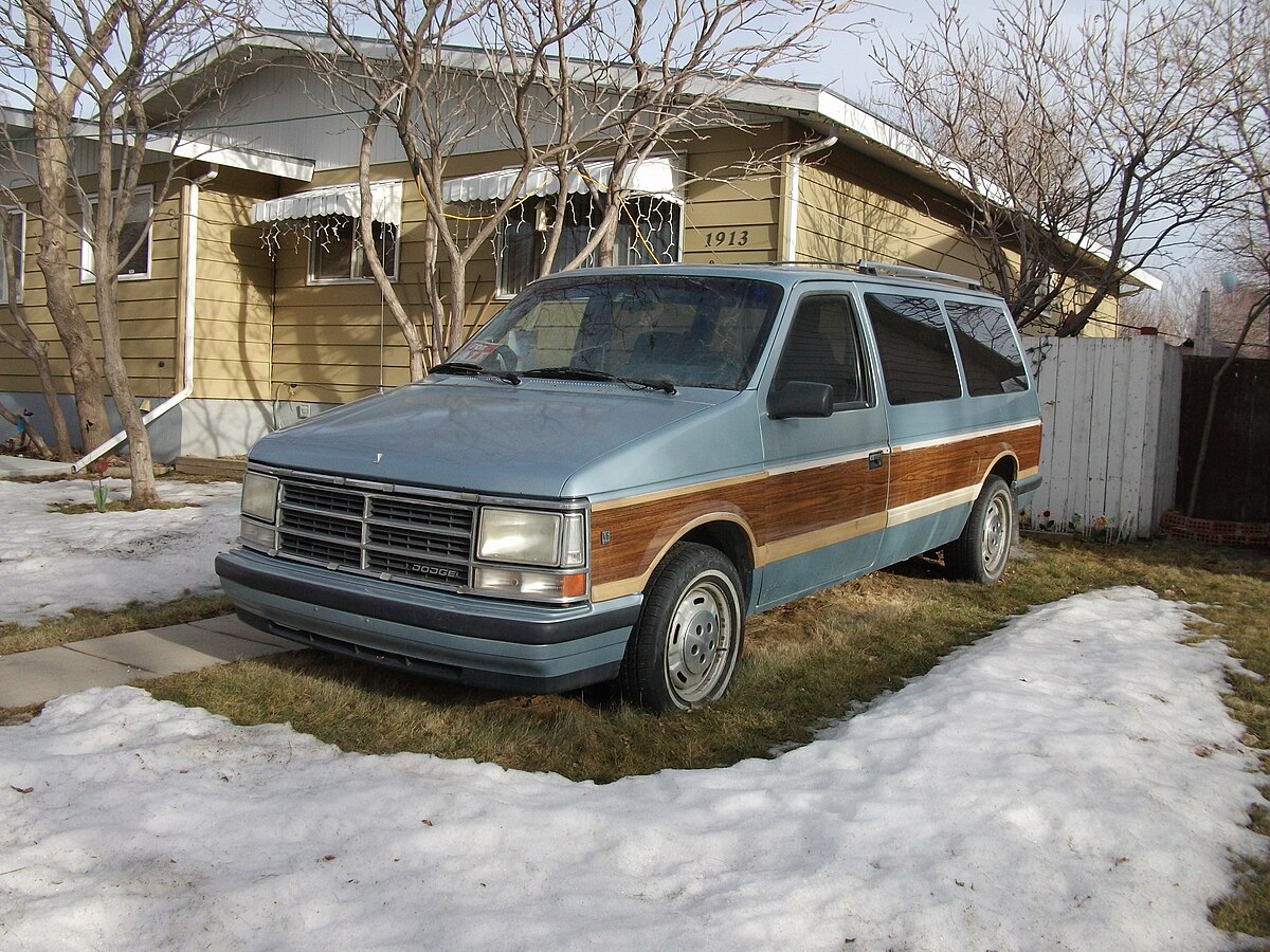 Chrysler Caravan 1990