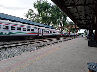 <span class="mw-page-title-main">Rupsha Express</span> Intercity train in Bangladesh